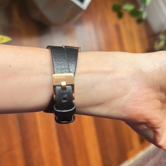 Diesel Women Watch Black & Camelia Rose [DZ5519] - Picture 2 of 5